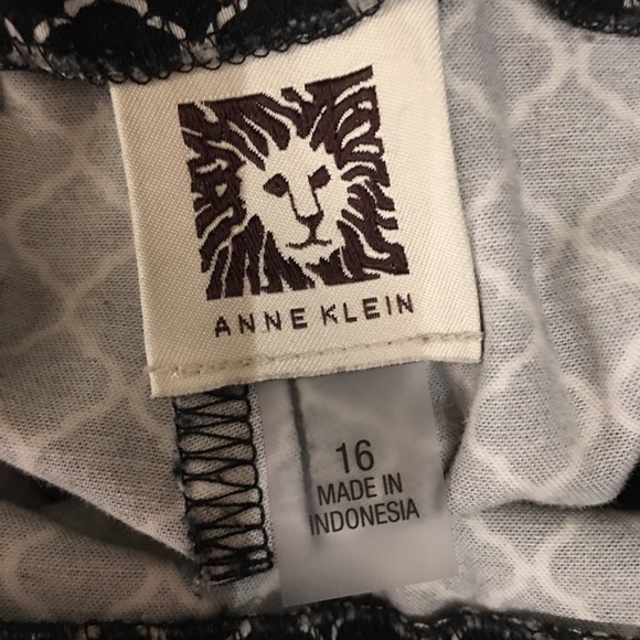 Anne Klein Slacks - Picture 5 of 6